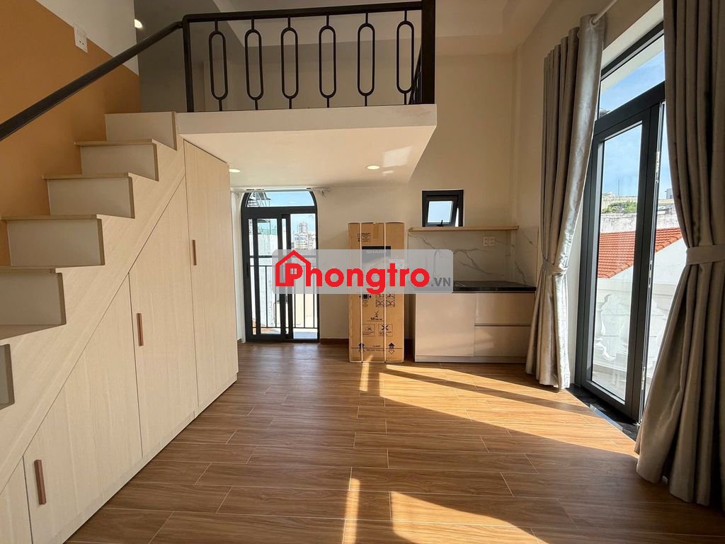 Duplex-Ban công-Thang máy- Máy giặt riêng-View Landmark81