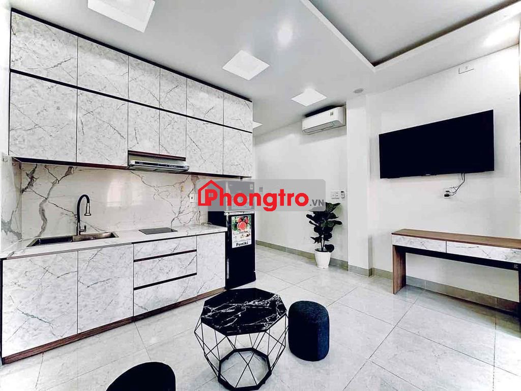 Phòng 35m2 ban công_ Full nội thất_ nhà mới_ 130bis Trần Huy Liệu