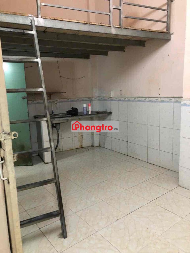 Còn 1 Phòng 1.7tr ở gần công viên cây sộp Đông Hưng Thuận 2