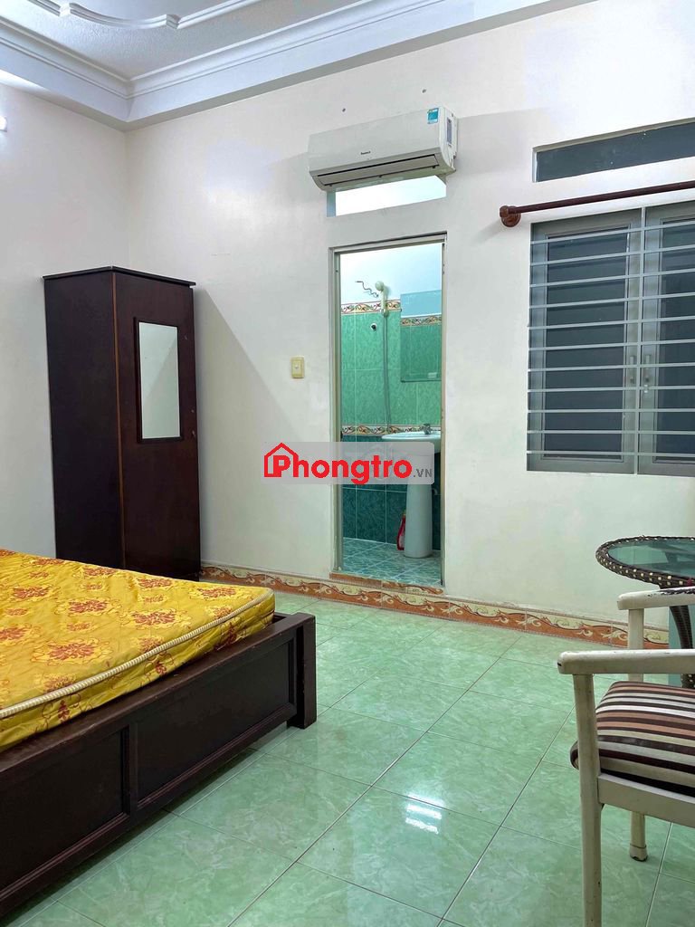 Phòng đủ tiện nghi trung tâm quận Tân Phú