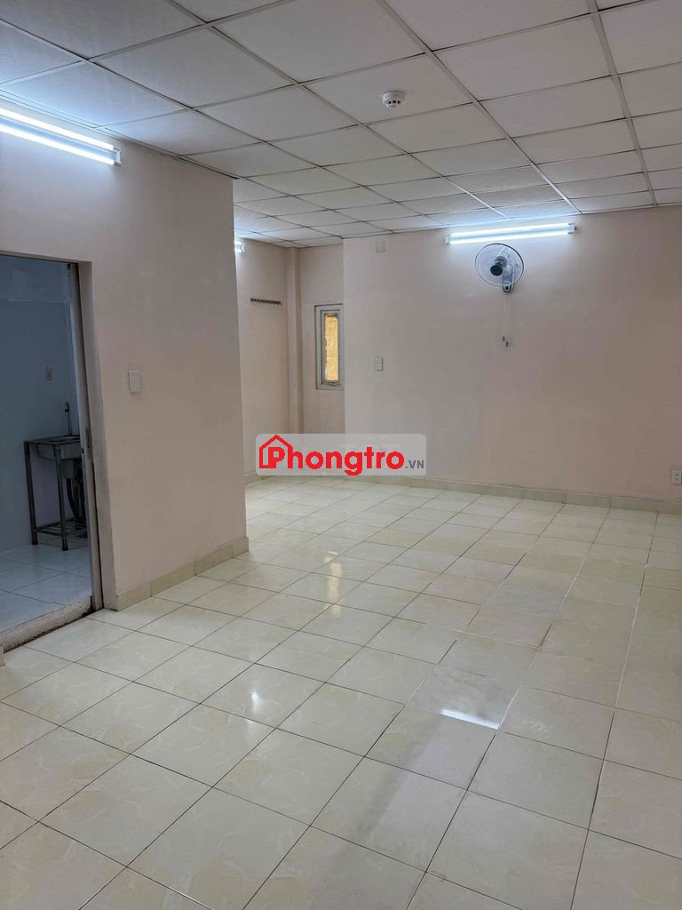 Phòng trọn cao cấp 35m2 Toilet, bếp khép kin tại toà nhà 16/9 Bình Lợi