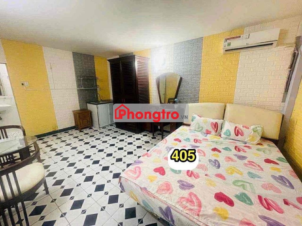 PHÒNG MÁY LẠNH CÓ NỘI THẤT GIỜ TỰ DO XE FREE