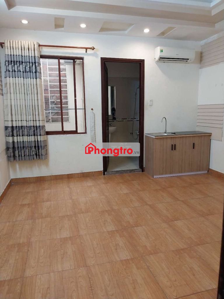 Cho thuê 1 phòng có wc máy lạnh kệ bếp giờ giấc tự do internet