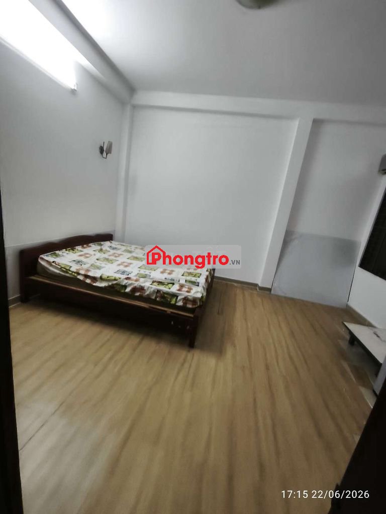Phòng lâu 1, WC trong phòng, hoa cau giáp phan xích long, siêu thị