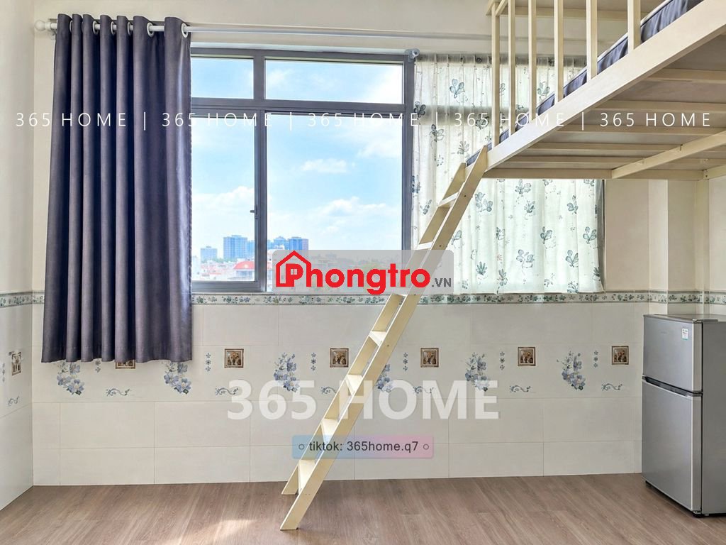 Siêu Ban Công Cửa Sổ + Máy Lạnh 3TR8 | Cầu Tân Thuận
