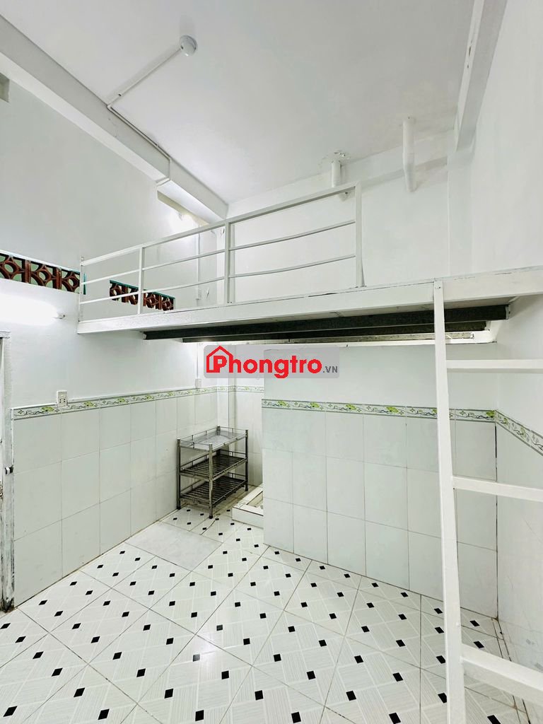 PHÒNG GÁC CAO KHÔNG ĐỤNG ĐẦU KHU DƯƠNG QUẢNG HÀM - CHỈ 3TR2