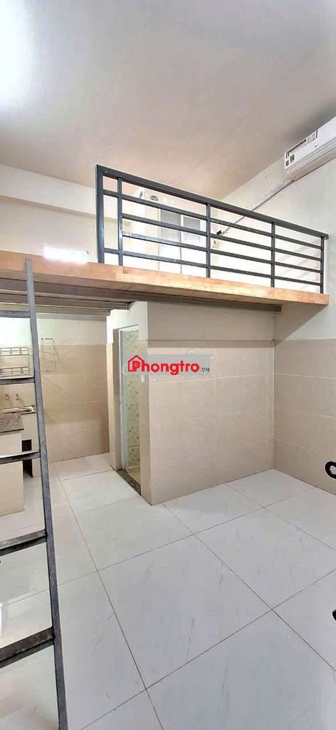 Phòng trọ mới- gác cao 1m8 đối diện Etown2, Cộng Hòa, P13 Tân Bình