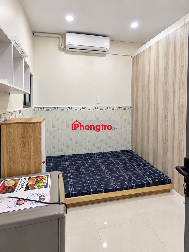 Phòng 3,3tr Đường ÂU CƠ *** Ngay Vòng Xoay Lê Đại Hành