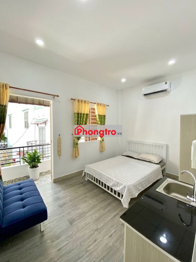 Phòng mới, giá rẻ, sẵn nội thất. Ngay mặt tiền Ng Thái Sơn, Sát VINCOM