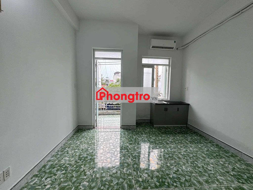 Cho Thuê Phòng Ban Công Ngay Chợ Gần Trường Đại Học Văn Hoá