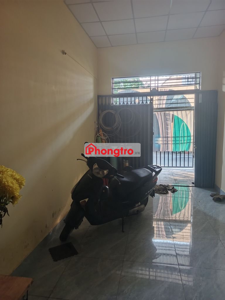 Cho nam ở ghép bao điện nước