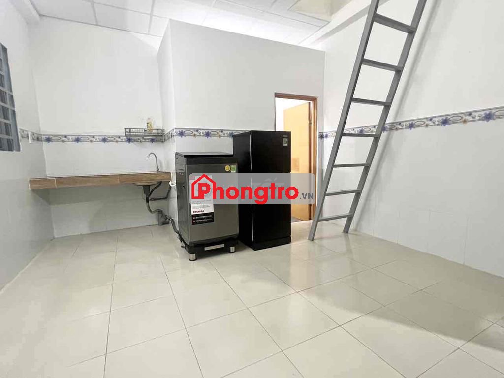 Phòng Mặt Tiền, 1 Trệt 1 lầu, Ngay Hoàng Diệu 2, Kế SPKT Ngân Hàng