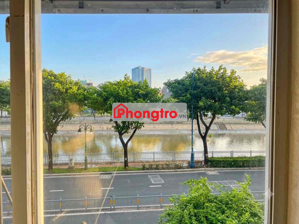 phòng view sông sát cc gold view q4