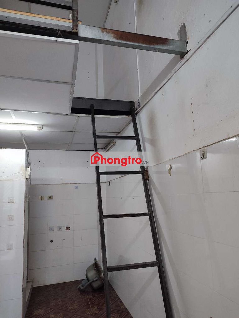 phòng lối đi riêng lạc long quân