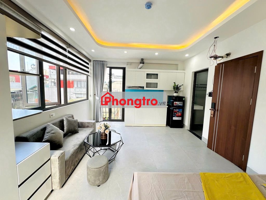 Phòng 30m2_Studio ban công view phố_52 Hoa Lan khu Phan Xích Long