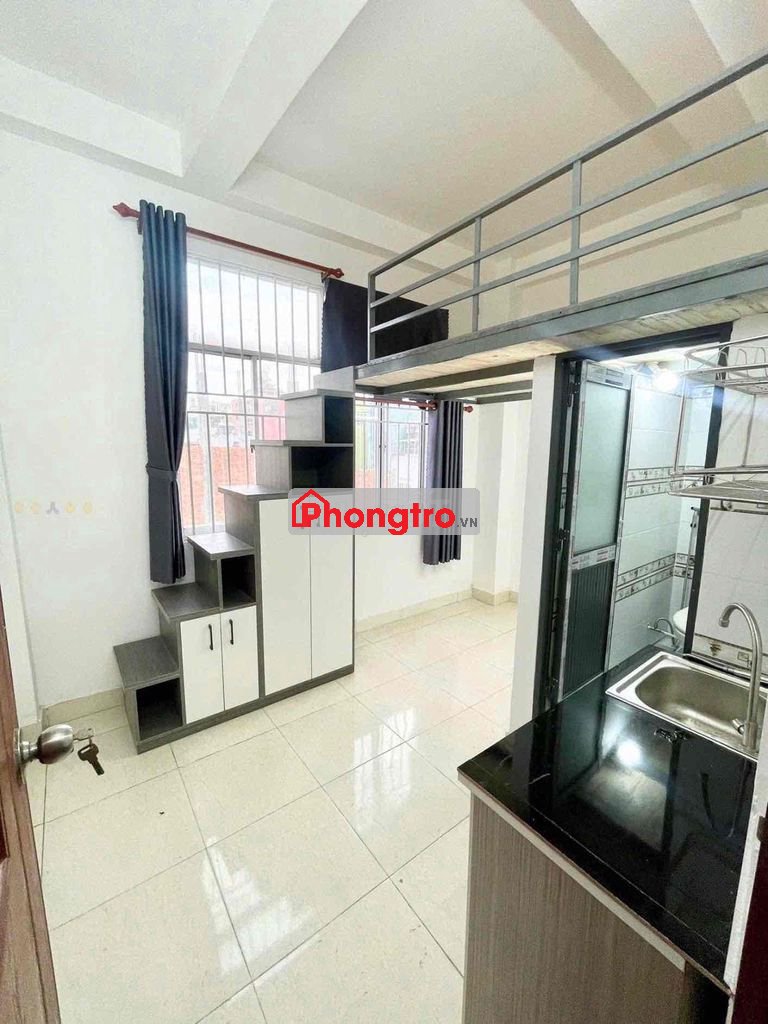 Phòng Cửa Sổ Máy Lạnh Ngay Lê Văn Quới - Hoà Bình