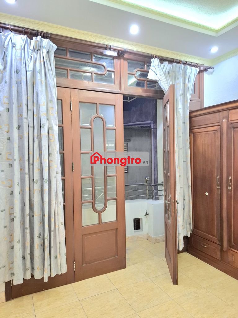 Phòng cho thuê gần đầm sen, Lãng Binh Thăng