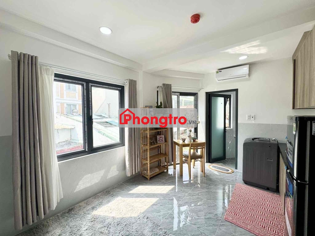 Phòng Ban Công Mới Keng FullNT Ánh Sáng Ngập Phòng Ra Vào Vân Tay