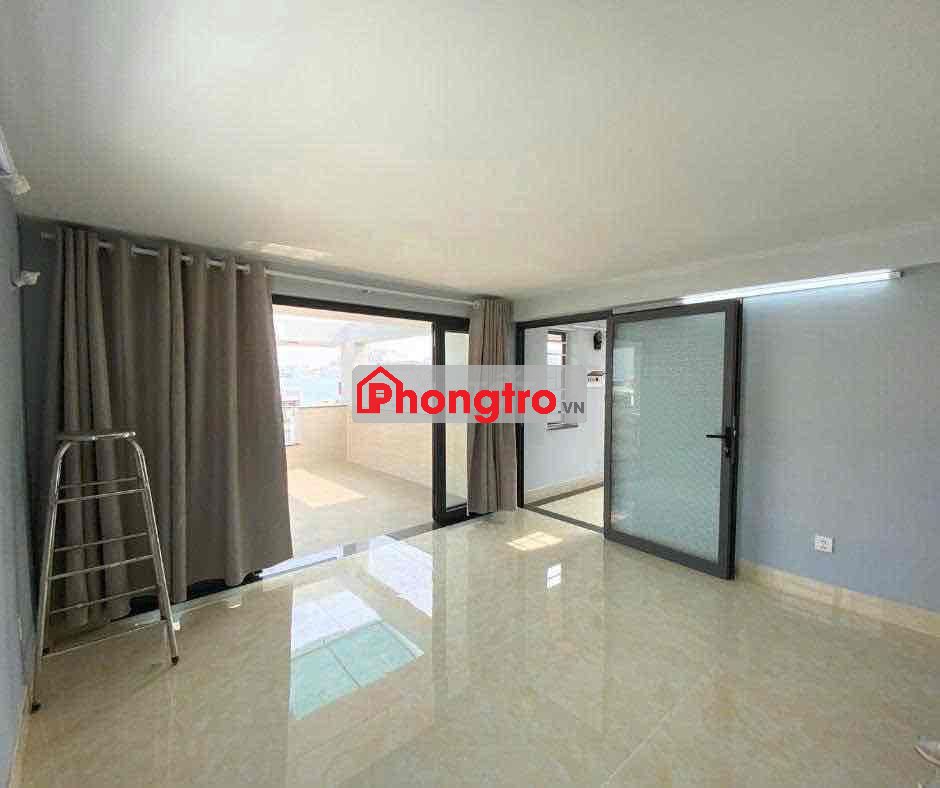 PHÒNG TRỐNG BAN CÔNG RỘNG 60m2 HUỲNH TẤN PHÁT, CÓ MÁY GIẶT RIÊNG