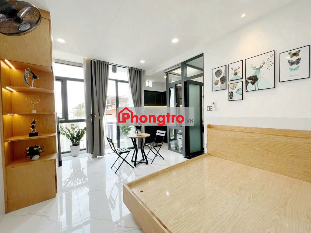 STUDIO BAN CÔNG - RỘNG 30M2 - FULL NỘI THẤT - EMART PHAN VĂN TRỊ