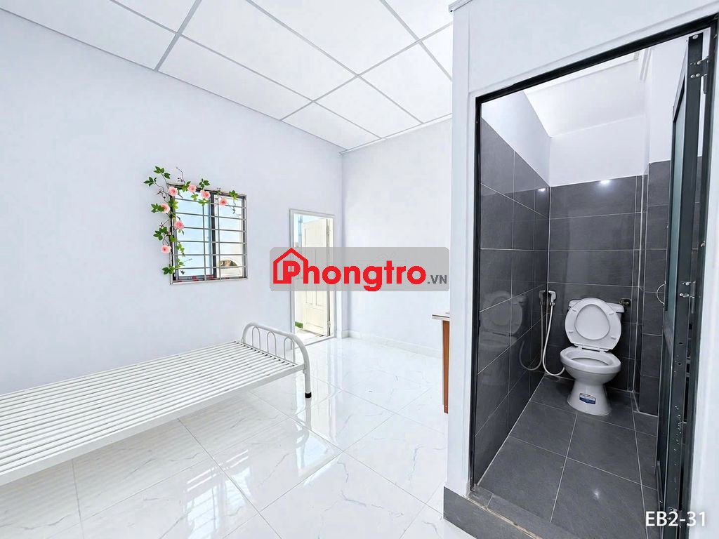 studio nội thất có bản có bancol thoáng mát gần emart
