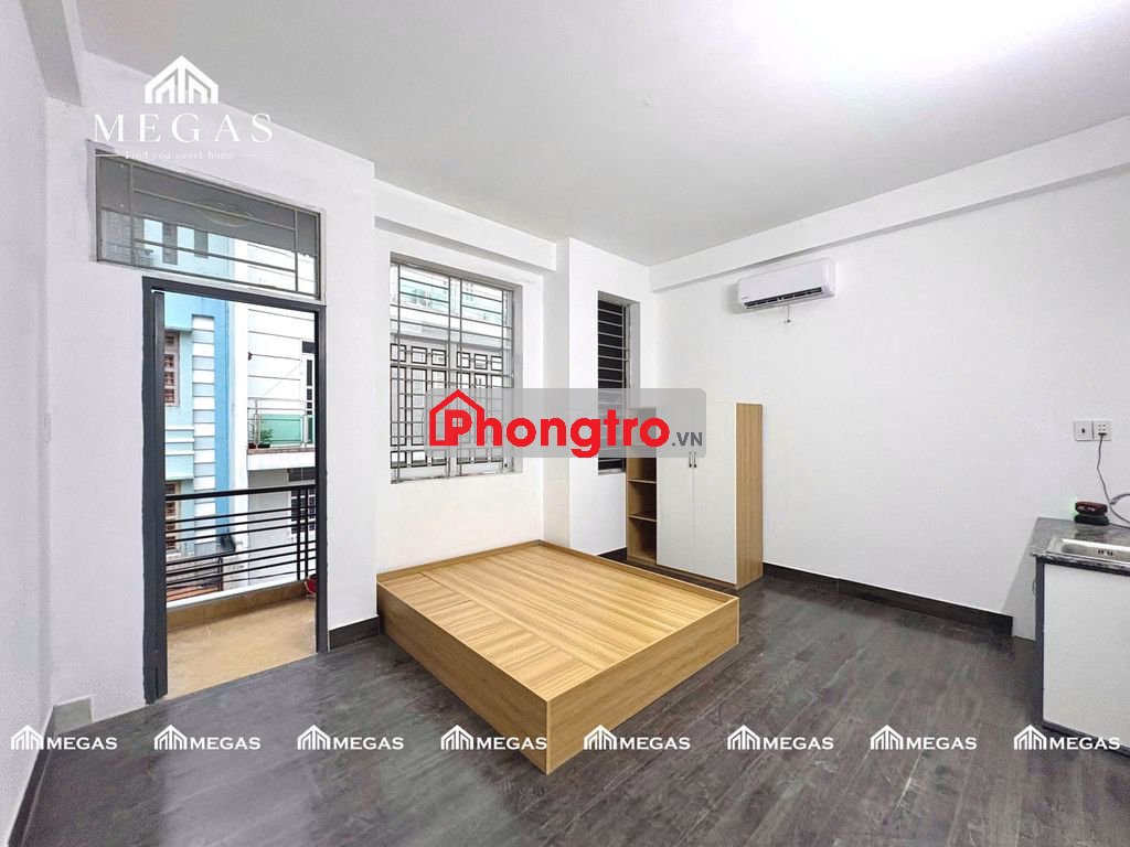 CHO THUÊ PHÒNG BAN CÔNG 30M2 - FULL NỘI THẤT - CÔNG VIÊN LÀNG HOA