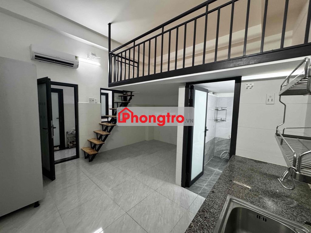 Phòng duplex full nt Dương Quảng Hàm cạnh VLU ở được 3-5 bạn. 4tr