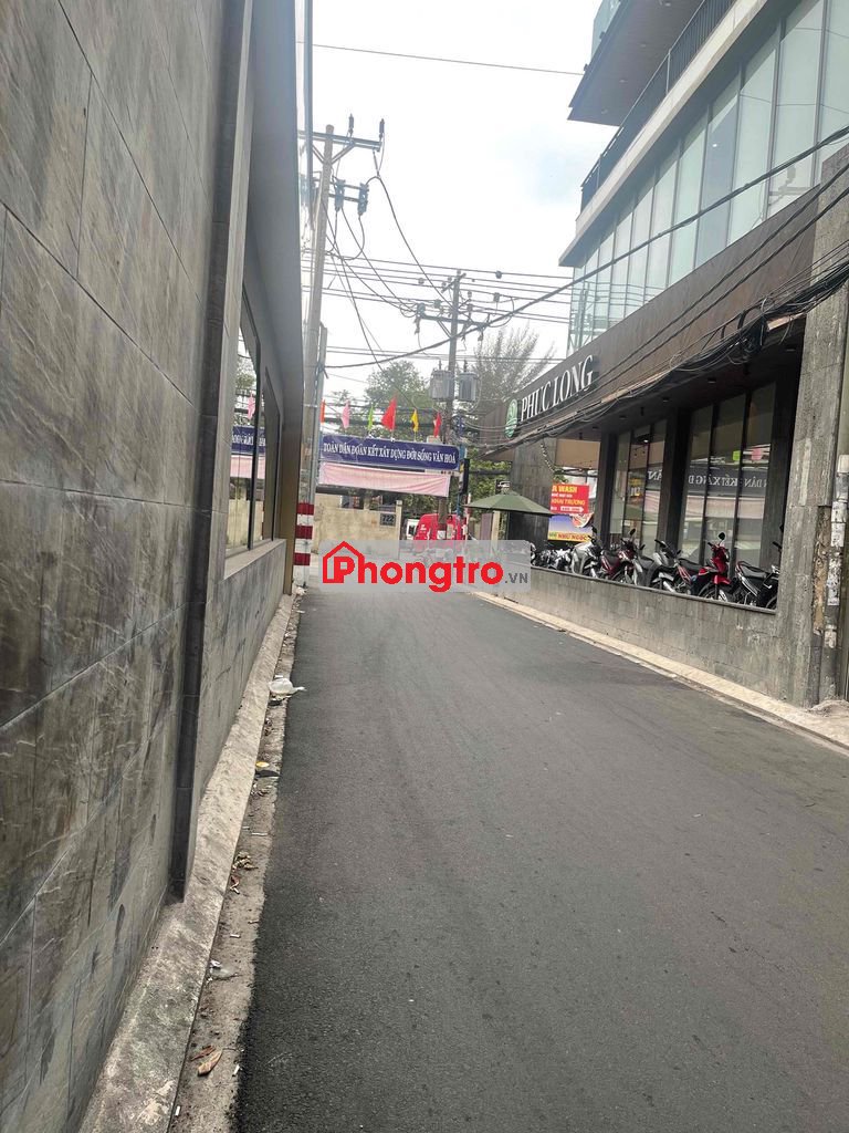 phòng trọ không gác ngay bàu cát 8
