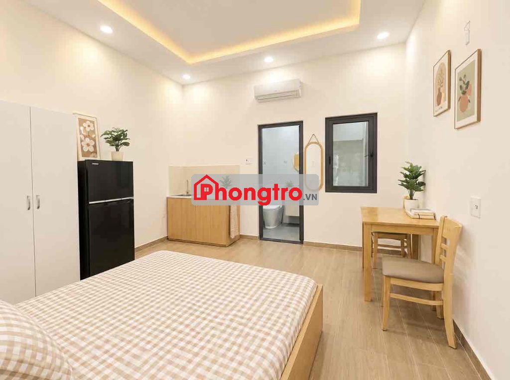 PHÒNG CHO THUÊ BAN CÔNG 30m2 (Gần ga T3)