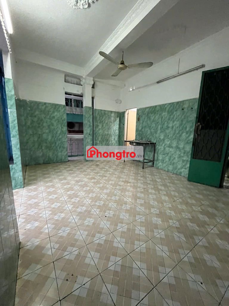 cho thuê phòng ban công trống sẵn ở liền được