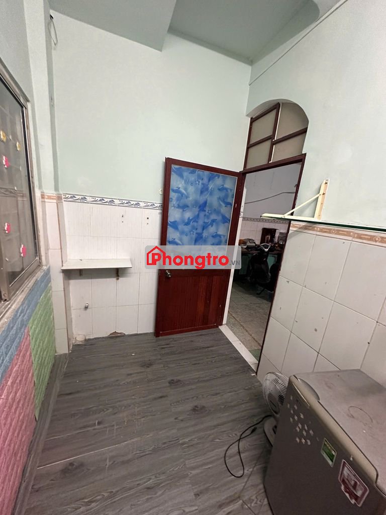 PHÒNG TRỐNG GIỜ GIẤC THOẢI MÁI KHÔNG CHUNG CHỦ