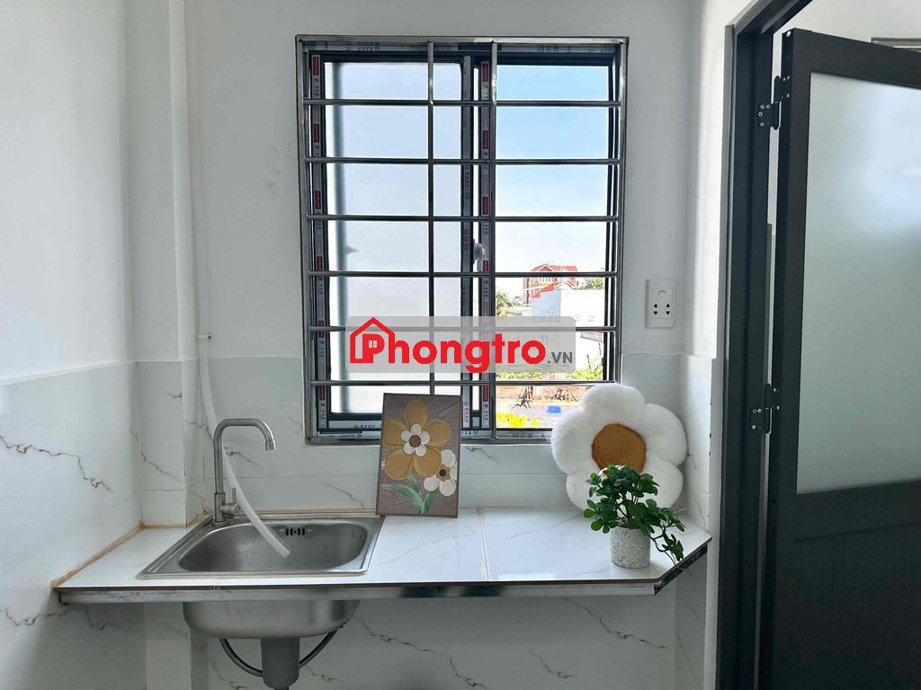 PHÒNG MỚI - CỰC KÌ SINH VIÊN - SẴN MÁY LẠNH - cửa sổ trời