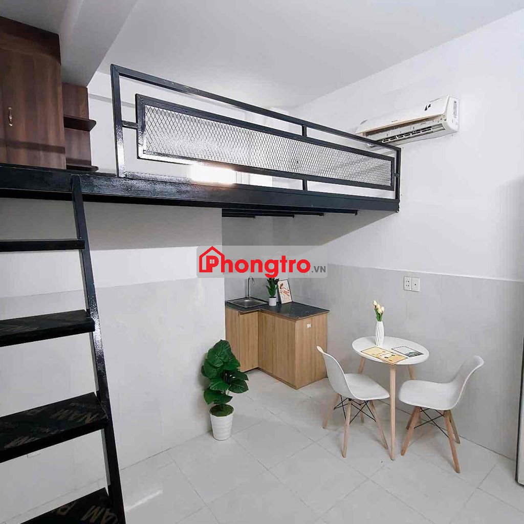 Phòng ngay chợ Tân Sơn, Máy lạnh, cửa vân tay ra vào tự do