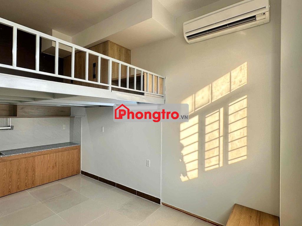 DUPLEX CỬA SỔ TRỜI SIÊU TO NGAY TRẦN TRỌNG CUNG