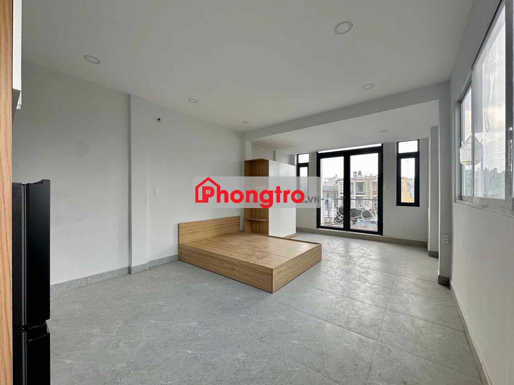 PHÒNG MỚI BAN CÔNG SIÊU RỘNG - FULL NỘI THẤT - NGAY TẠI QUANG TRUNG