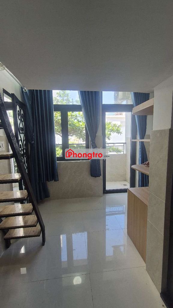 Phòng Trọ Ban Công , Gác, Máy Lạnh, Rất Đẹp Đường Nguyễn Văn Quá