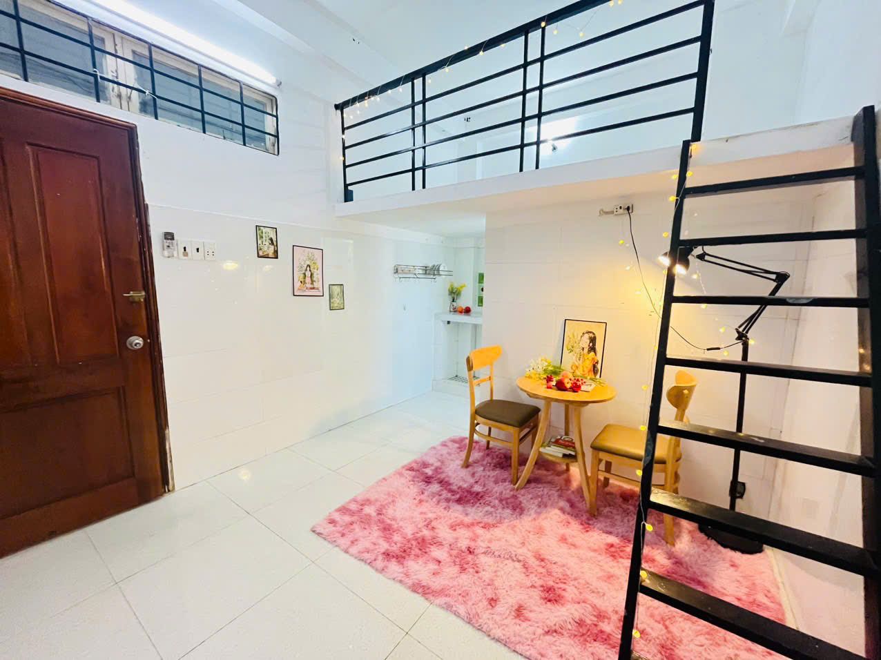 Cho thuê phòng trọ có gác, máy lạnh đương Bạch Đằng phường 2 Tân Bình sát sân bay