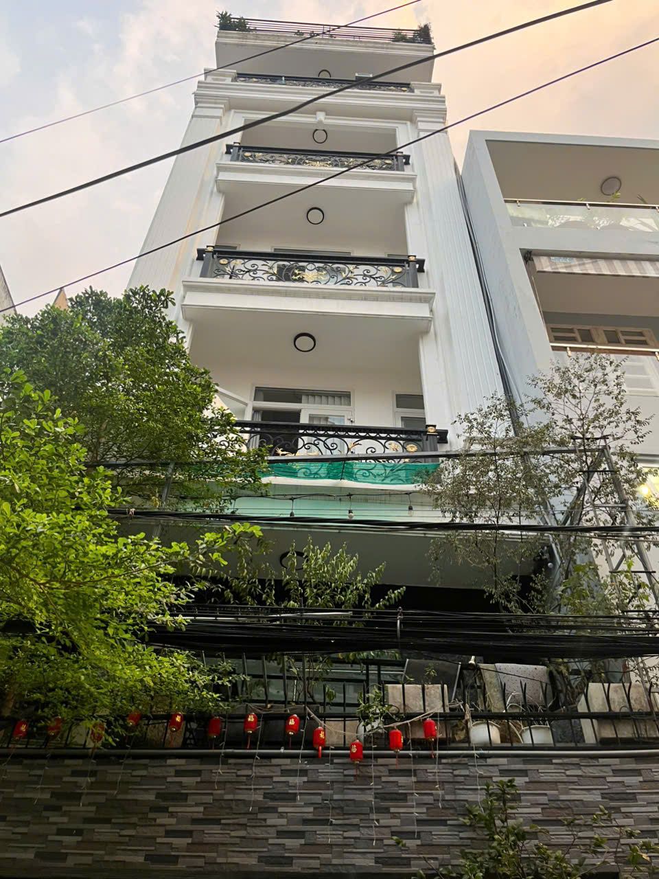 CHDV cho thuê full nội thất dạng 1PN tách bếp gần Sân Bay quận Tân Bình