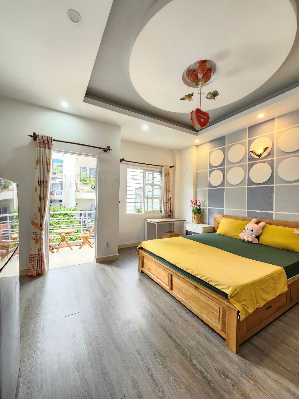 CHDV ban công full nội thất ngay Sân Bay Tân Sơn Nhất