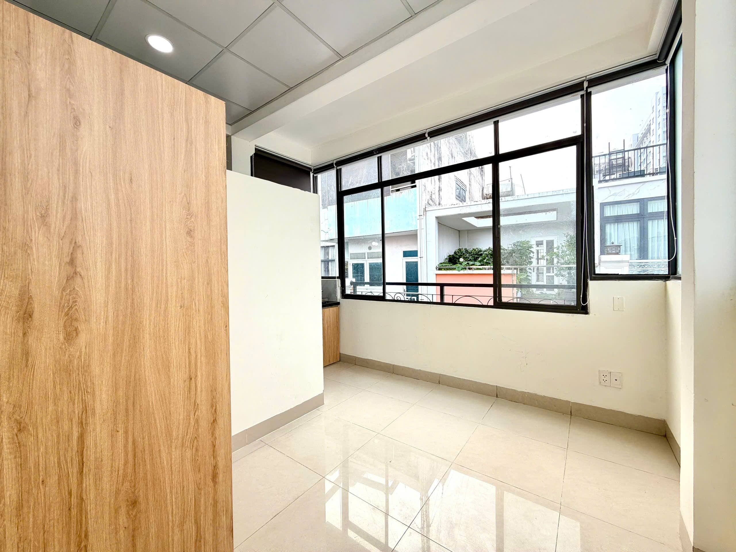 PHÒNG MỚI FULL NỘI THẤT CỬA SỔ TRỜI GIÁ SINH VIÊN NGAY BÙI ĐÌNH TÚY GẦN NGÃ TƯ HÀNG XANH CÁC ĐH LỚN