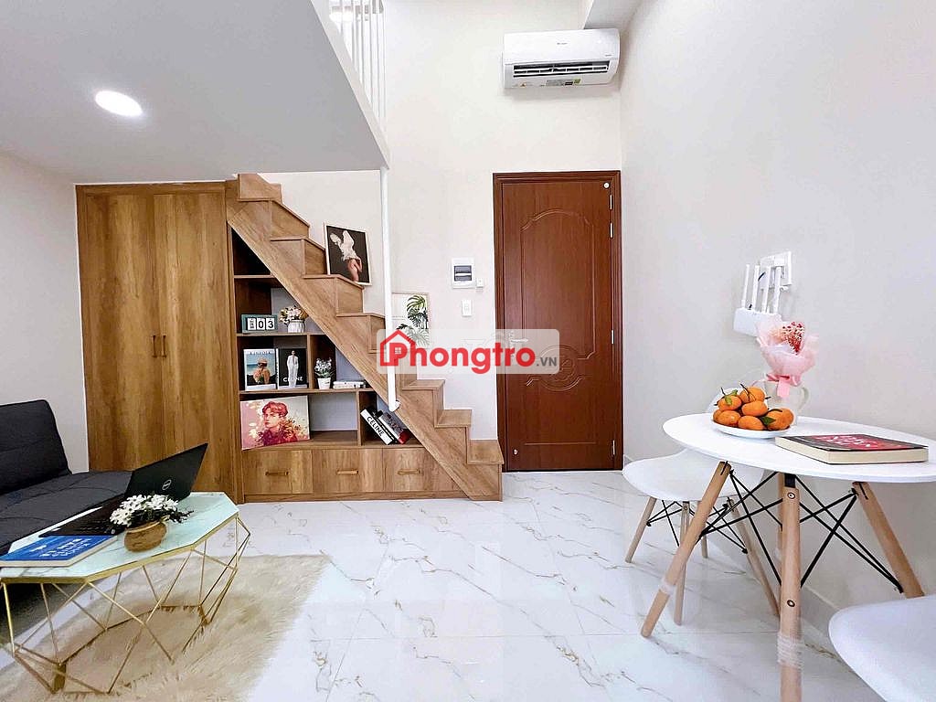 🌈 TRỐNG DUPLEX CẦU THANG GỖ XINH ĐỐI DIỆN VẠN HẠNH MALL