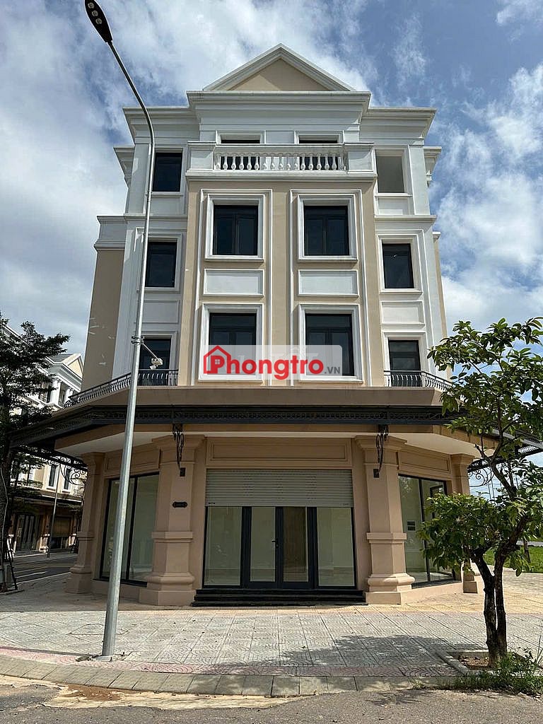 Cho thuê shophouse 3 mặt tiền đường lớn tại vincom shophouse Quảng Trị