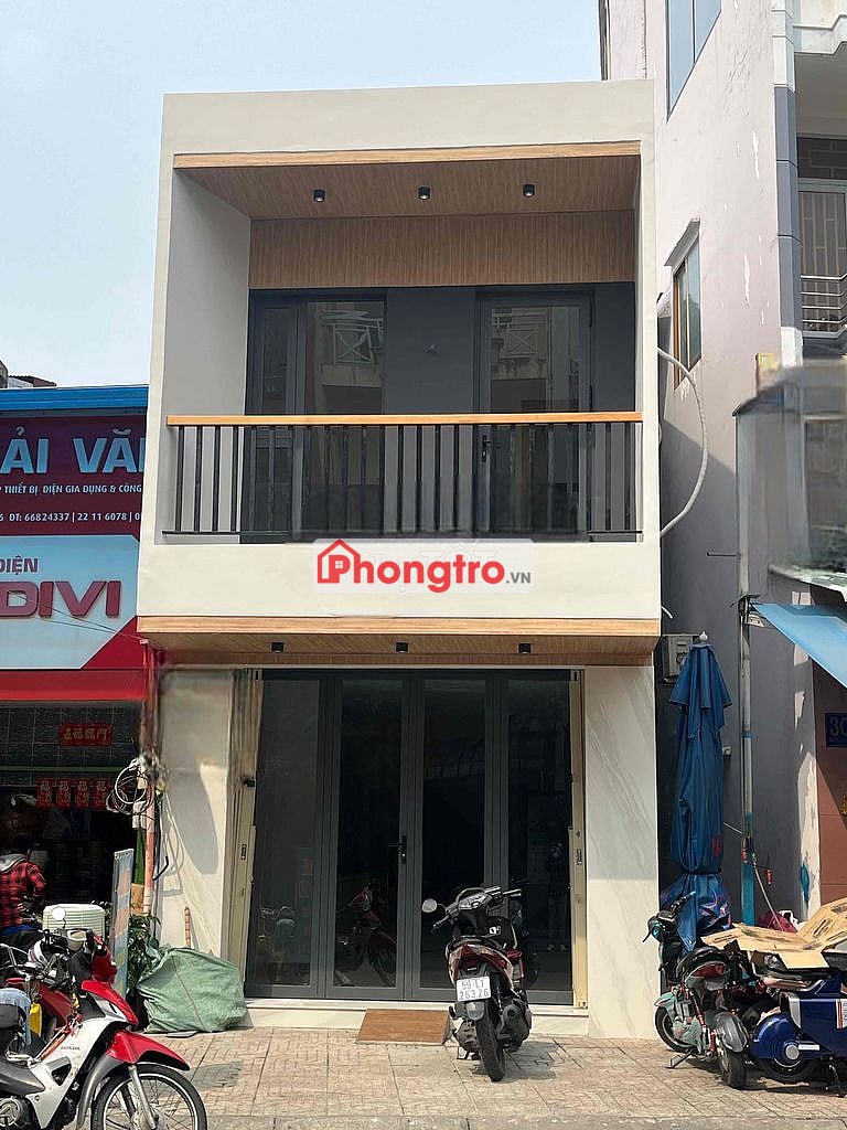 Cho thuê nhà có tổng diện tích: 40.0m². Ngang: 4.0m và dài: 10.0m