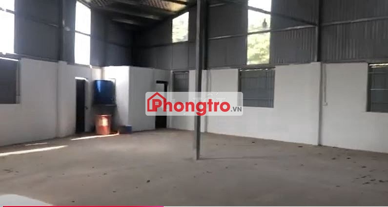 Cho thuê 200m2 kho xưởng mới làm gần cổng chào Đan Phượng Hà Nội