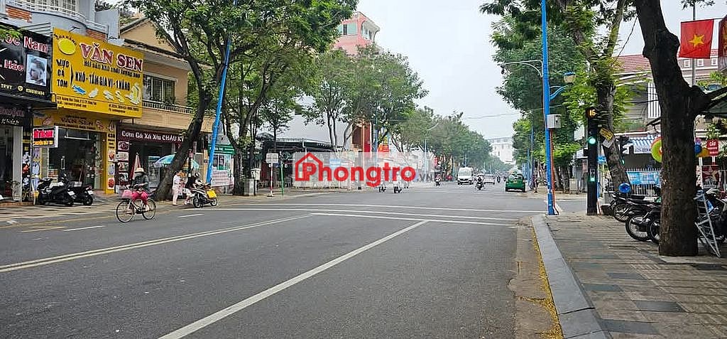 CHO THUÊ MẶT BẰNG ĐƯỜNG HOÀNG HOA THÁM , PHƯỜNG 2 ( 17m x 40m  )