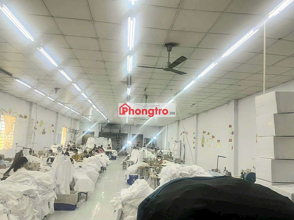 Xưởng cho thuê XTT hóc môn tổng DT 1100m giá 55tr